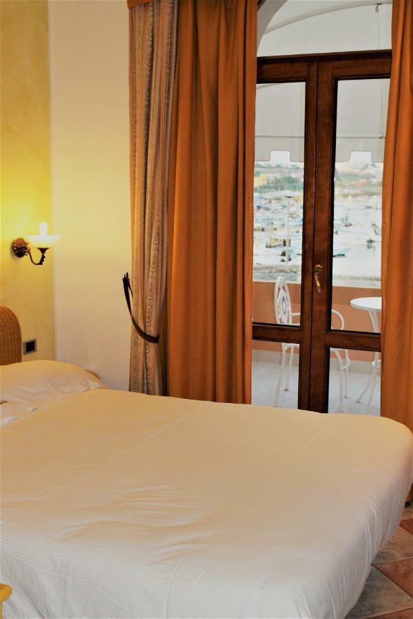 Hotel Medusa Lampedusa Exteriör bild