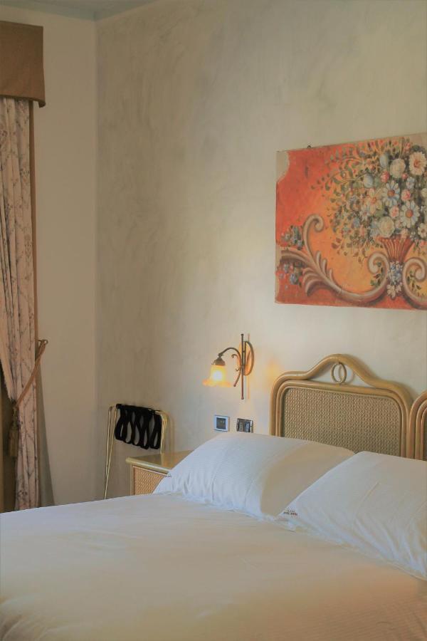 Hotel Medusa Lampedusa Exteriör bild